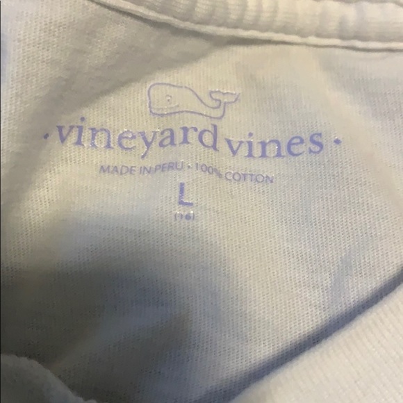 Vineyard Vines t-shirt (long sleeved) - Picture 4 of 4